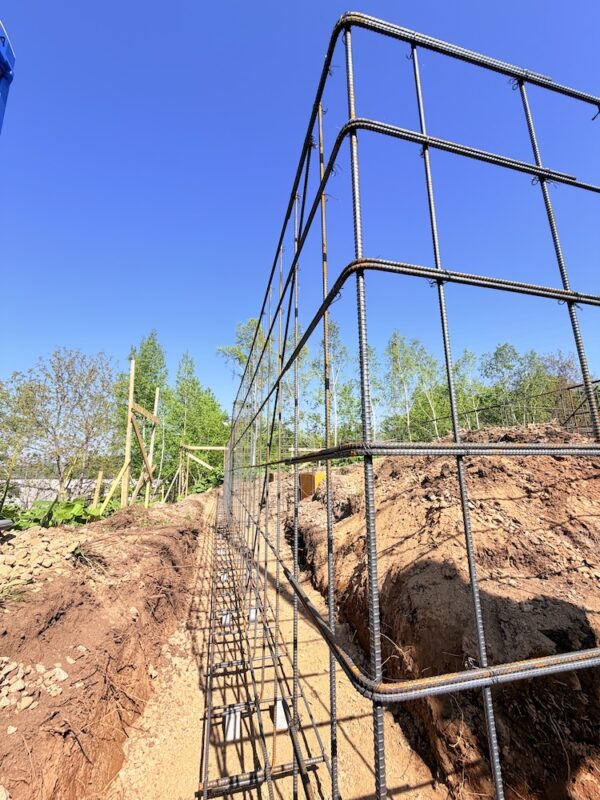南区『薪ストーブでくつろぐL型の平家』基礎　配筋工事